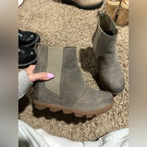 SOREL JOAN OF ARCTIC™ WEDGE III CHELSEA BOOTIE